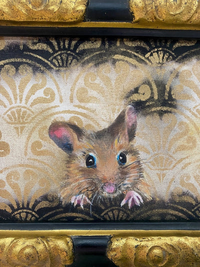 Hettie the Door mouse, Vintage frame 2023