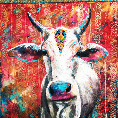Priya is a street cow from Udaipur, Rajasthan in India. The colours and energy in this piece gives a real feeling of the magical festival of Holi where coloured powder is thrown in the streets.